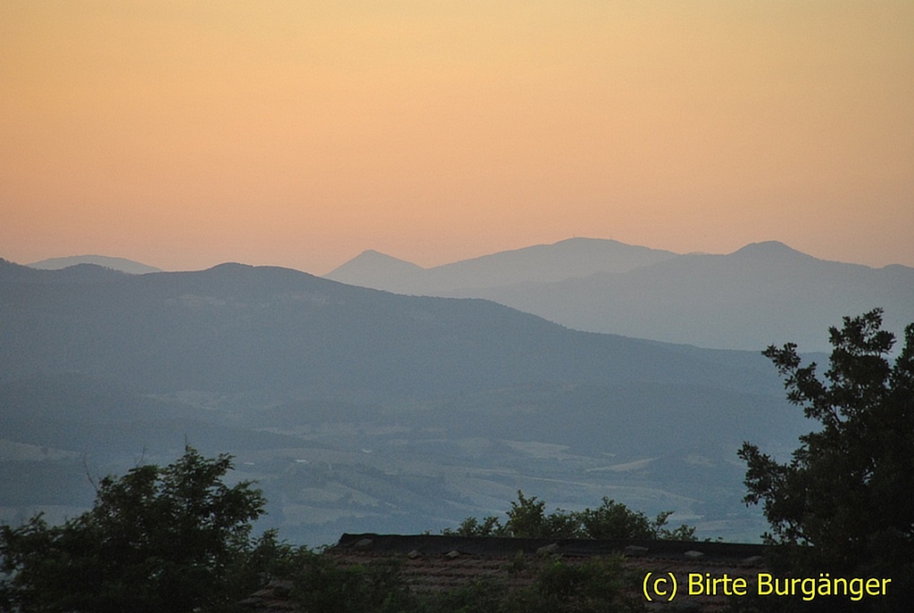 Reise in die Toskana: Teil 4 Abendstimmung am Berg